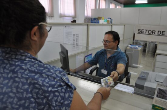 Moradores também podem procurar atendimento na Diretoria de Arrecadação da prefeitura