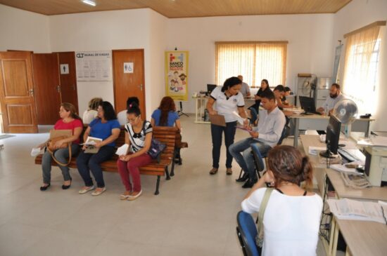 Na Casa do Empreendedor, os moradores podem procurar por vagas de emprego ou cursos gratuitos