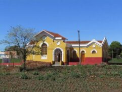 Estação ferroviária de Santa Cruz foi restaurada e abriga museu histórico; cidade completou 150 anos de história nesta segunda