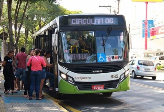 Ônibus municipal