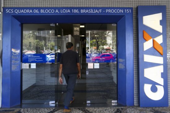 Até o dia 27 de janeiro, R$ 27,2 bilhões já haviam sido pagos para 58,4 milhões de pessoas