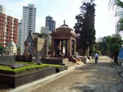 Cemitério da Consolação, na região central, faz parte de lote oferecido inicialmente por R$ R$ 128,7