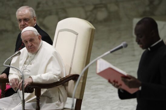 Papa Francisco durante audiência geral semanal no Vaticano, na manhã desta quarta-feira