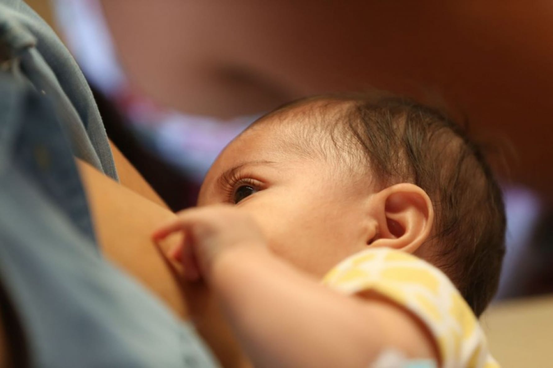 Segundo governo, toda lactante saudável pode ser doadora; prematuros começam a nutrição com apenas 1 ml de leite