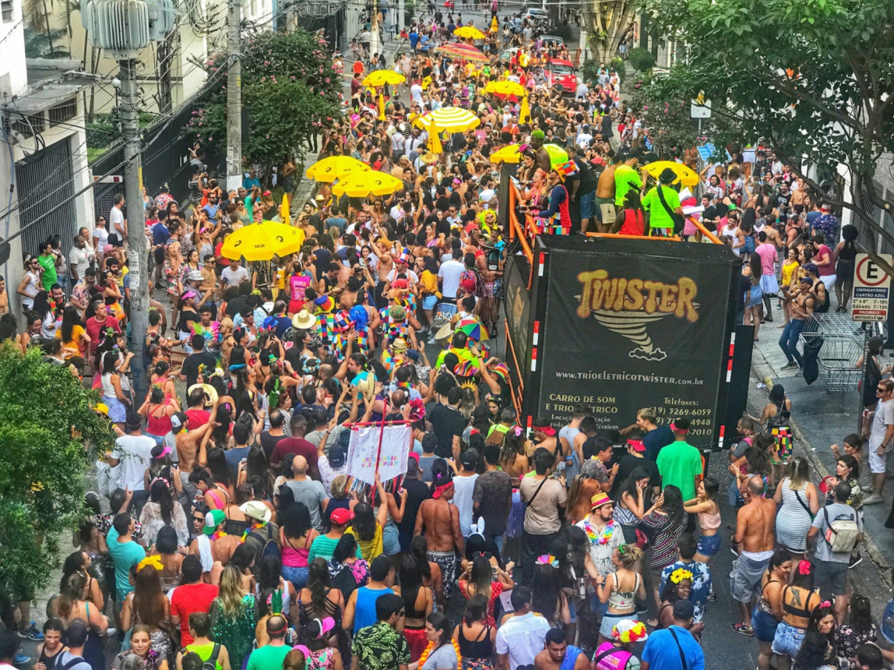 Bloco durante Carnaval de rua em S&atilde;o Paulo