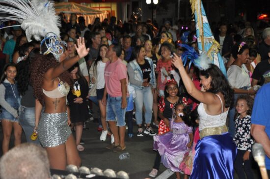 Carnaval foi organizado pela Diretoria de Cultura, Esportes e Turismo