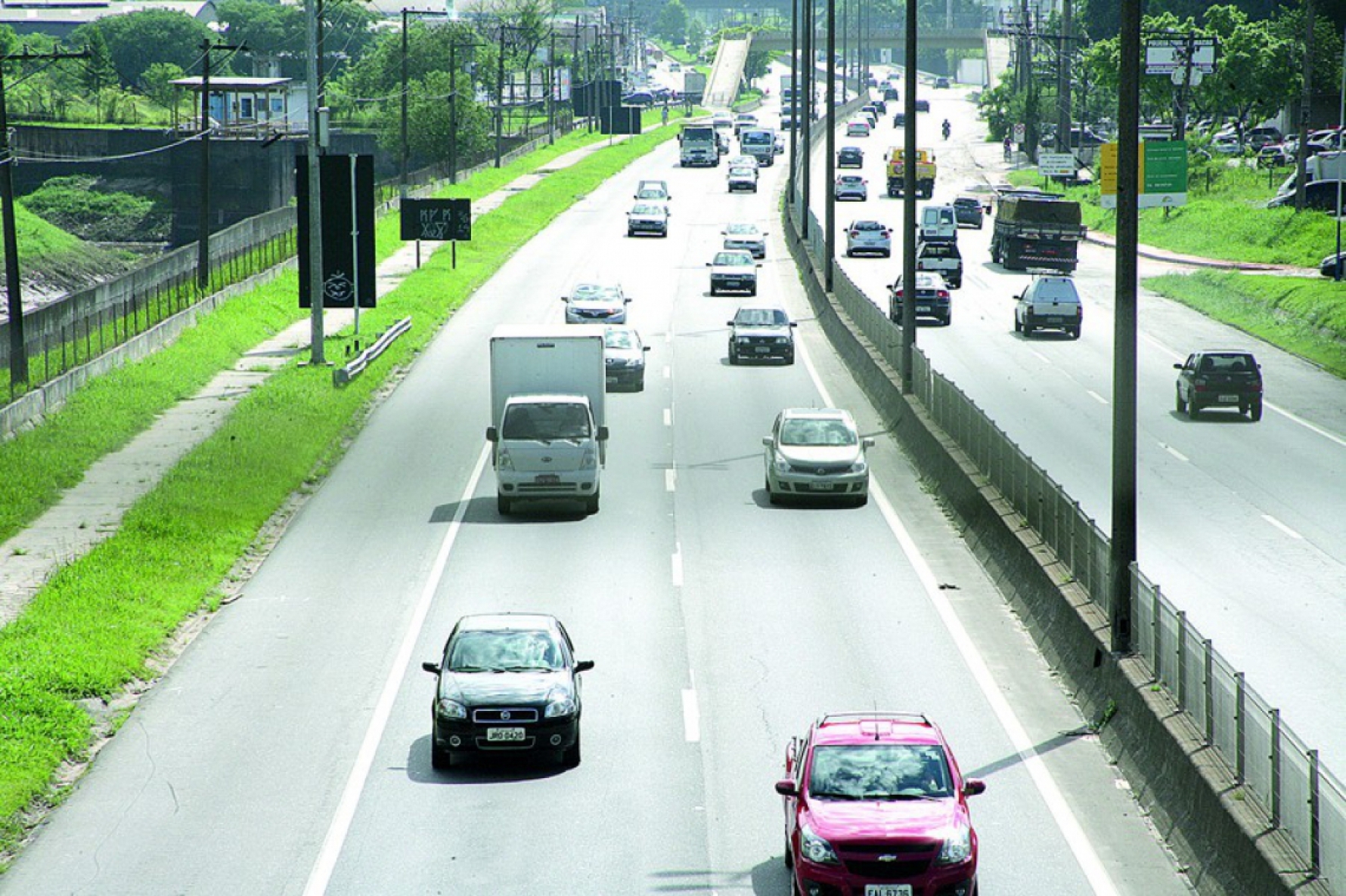Rodovia R&eacute;gis Bittencourt