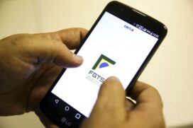 Noplicativo, o trabalhador pode programar a transfer&ecirc;ncia do dinheiro para uma conta em seu nome