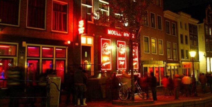 Casa noturna em Amsterdam.