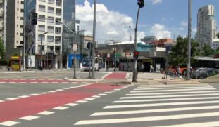 Nesta segunda, o sistema divulgou 49 km de lentidão; normalmente, a média para a manhã é de 75 km