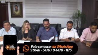 Prefeito de Embu das Artes durante transmissão ao vivo