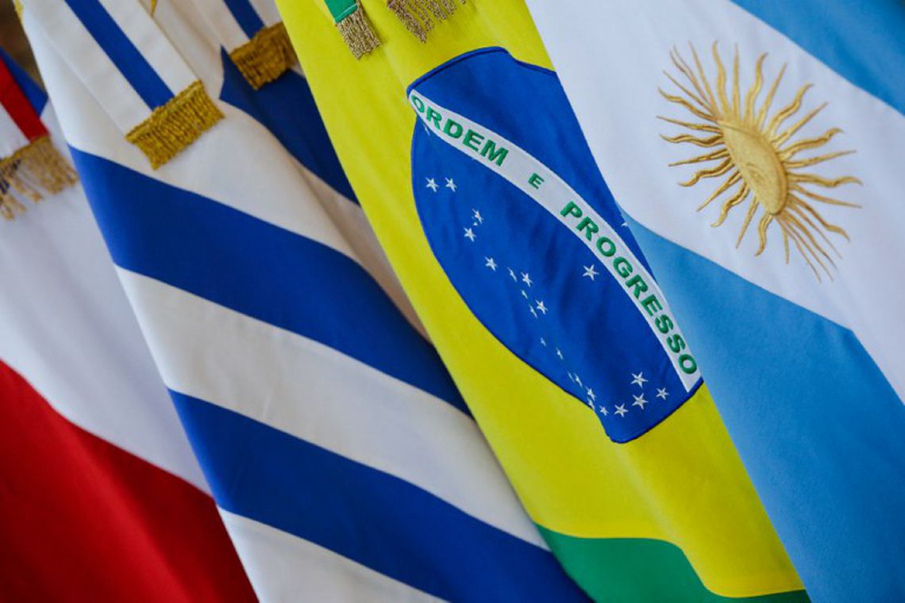 A decisão foi tomada em conjunto nesta quarta (18) pelos governantes dos quatro países