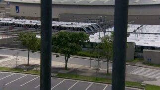 A interdição da linha ocorreu após um dos cinco pneus de um trem estourar no dia 27 de fevereiro