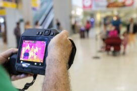 Guarulhos. O maior aeroporto do País passou a adotar nesta sexta-feira a triagem dos passageiros que chegam de voos internacionais. No caso de encontrar algum caso suspeito, o passageiro é encaminhado ao Hospital Geral de Guarulhos. Além disso, segundo no