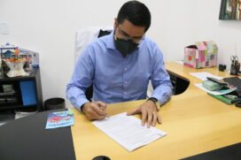 O prefeito de Caraguatatuba, Aguilar Junior, assinou na quarta-feira o decreto 1.238 que declara estado de calamidade pública