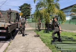 Militares da pele preta como ele existem em profusão nos estratos inferiores das Forças Armadas