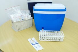 O material coletado será enviado para o Instituto de Medicina Tropical da USP e o resultado estará disponível em até 48 horas