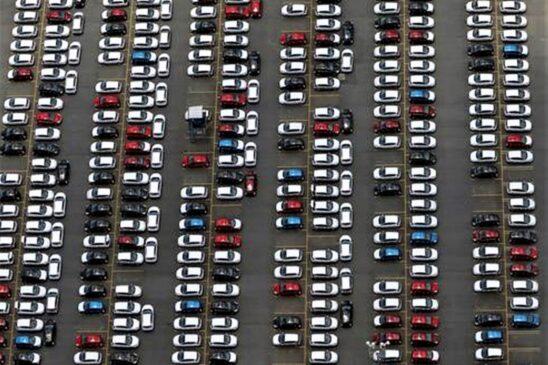 Pátio da fábrica da Volkswagen em São Bernardo está cheio