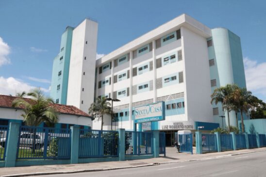 Paciente deu entrada em hospital em Caraguatatuba no último dia 27 e depois foi transferida para a Santa Casa de São José dos Campos (foto)