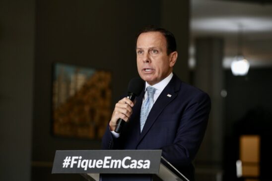 O governador João Doria disse que o anúncio depende da recuperação do secretário Rossieli Soares, que testou positivo para Covid-19