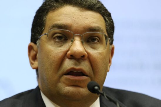 Segundo o secret&aacute;rio do Tesouro Nacional, Mansueto Almeida, somente o governo federal deve apresentar d&eacute;ficit de R$ 550 bilh&otilde;es