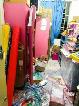 Escola municipal Professor Márcio de Camargo, no bairro Recanto dos Eucaliptos, foi alvo de vandalismo