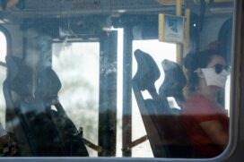 Com a lei, os profissionais públicos da saúde poderão acessar trens, metrô, barcas e ônibus intermunicipais sem pagar a tarifa