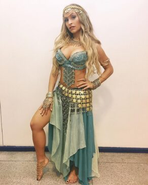 Carla Diaz