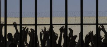 Encarceramento de mulheres cresceu desproporcionalmente no Brasil em relação a outros países diz estudo