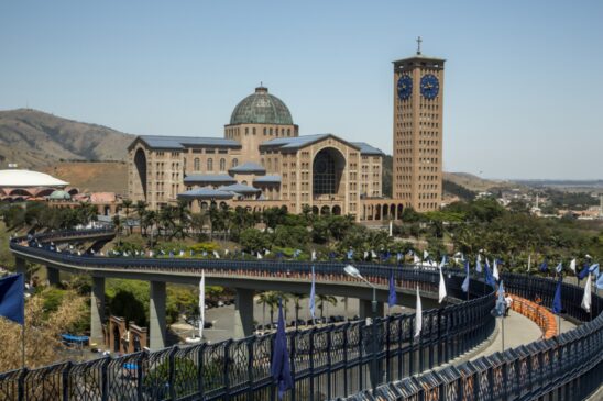 Aparecida. As imagens e histórias dos pontos turísticos podem ser visitados na página do Facebook da Prefeitura