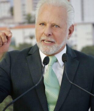 Marinho foi acusado de improbidade administrativa por suposta cobrança de mensalinho de ex-funcionários
