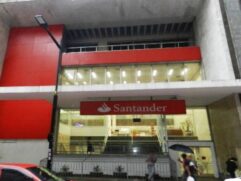 A ex-agência de Porto Alegre, no centro histórico da capital gaúcha, pode ser arrematada a partir de R$ 8,3 milhões