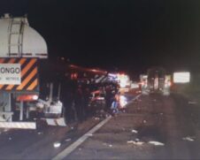 Acidente ocorreu na madrugada desta terça-feira (26)