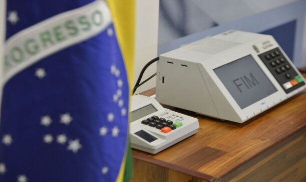 Cinco munic&iacute;pios em quatro estados elegem novos prefeitos