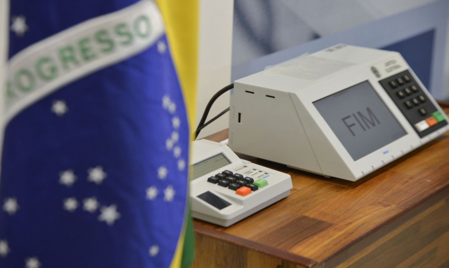 Cinco munic&iacute;pios em quatro estados elegem novos prefeitos