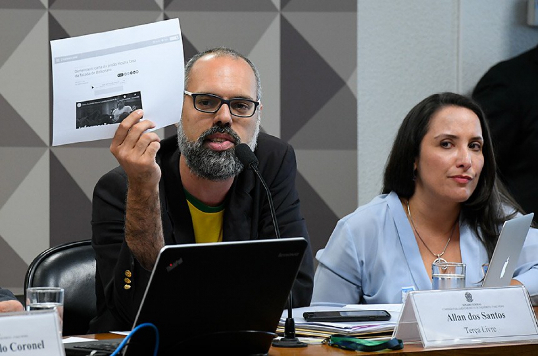 O blogueiro Allan dos Santos, dono do site Terça Livre, já prestou depoimento na CPI das Fake News no Congresso Nacional