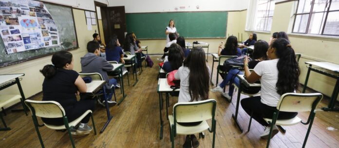 Caso não haja a possibilidade de vaga na escola desejada, o aluno será direcionado para a unidade mais próxima do seu endereço