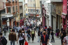 Capital reabriu o comércio em 20 de junho e os shoppings no dia 11