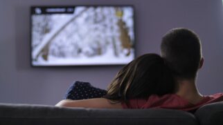Há uma série de lives para curtir juntinho com o par durante todo o final de semana