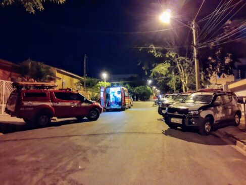 O caso foi registrado no bairro Recanto Cidade Nova, em Salto de Pirapora; após ser preso o homem negou que tentou matar a esposa