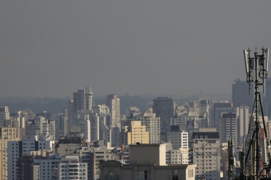 Estudo associa polui&ccedil;&atilde;o do ar a maior gravidade de doen&ccedil;as mentais