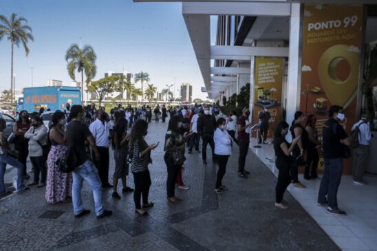 No início do mês foi permitido a reabertura de shoppings