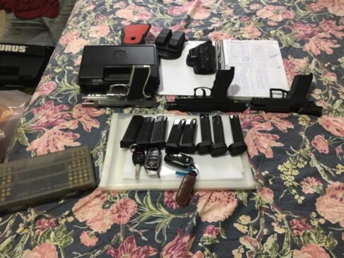 Armas também foram apreendidas pela Polícia Civil na operação em Sorocaba, no interior de SP