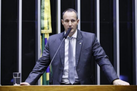 O deputado Guilherme Derreti (PP-SP) é o autor do projeto