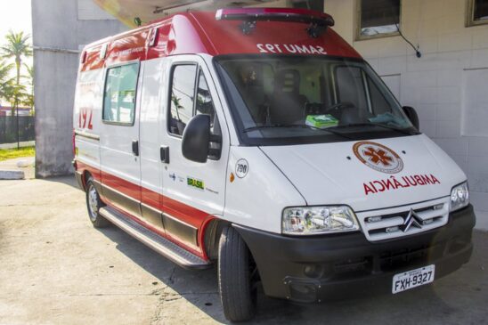A ambulância atende casos de baixa e média complexidade