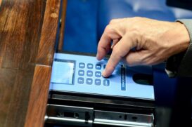 Esta será a primeira votação presencial desde a autorização das sessões remotas