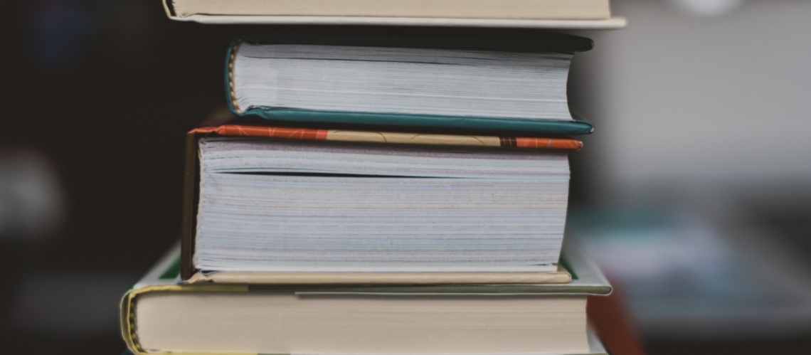 69% dos consumidores adquiriram entre um a cinco livros nos últimos 12 meses, enquanto 8% compraram 16 ou mais livros no último ano