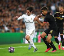 A maratona da Champions terá a conclusão de quatro confrontos das oitavas de final que não puderam ser finalizados antes da pandemia