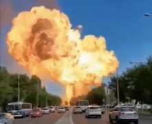 Explosão em posto de gasolina na Russia