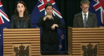 Medidas de restri&ccedil;&otilde;es foram anunciadas nesta ter&ccedil;a-feira (11) pela primeira-ministra Jacinda Ardern